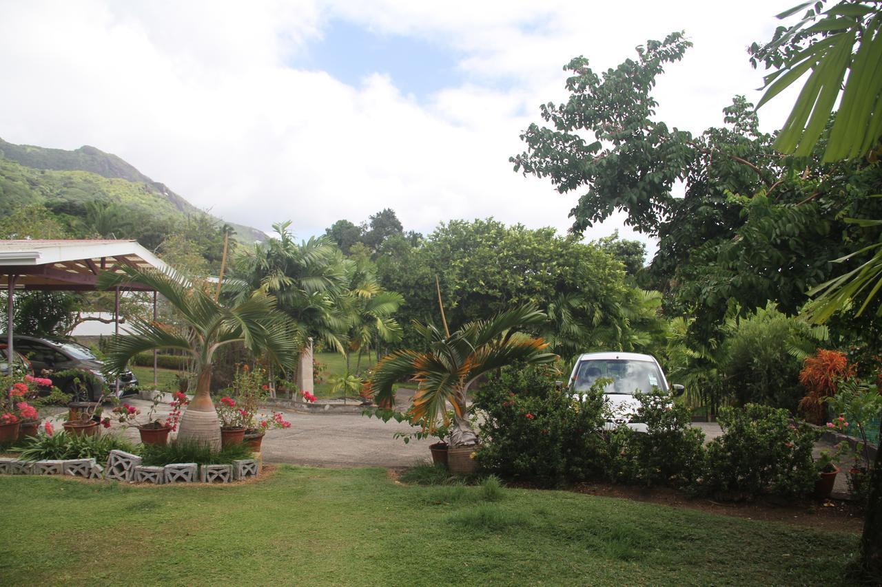 Daniella'S Bungalows Bel Ombre Bagian luar foto