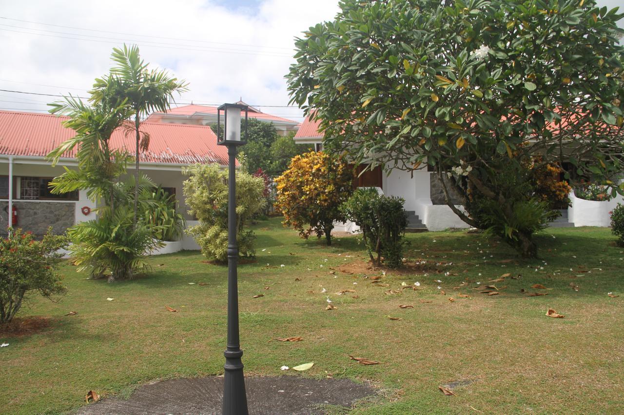 Daniella'S Bungalows Bel Ombre Bagian luar foto